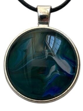 Svetlana Yeung Hand Crafted Necklace Green Blue White Fluid Art Pendant Size OS